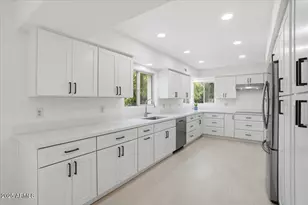 9437 E Calle De Valle Dr, Scottsdale, AZ 85255 - Photo 14