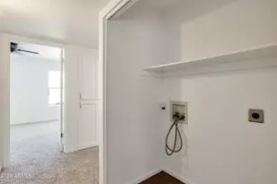 1935 W Morten Ave W, Phoenix, AZ 85021 - Photo 12