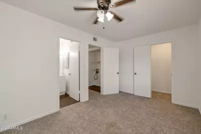 1935 W Morten Avenue W #25, Phoenix, AZ 85021 - Photo 10