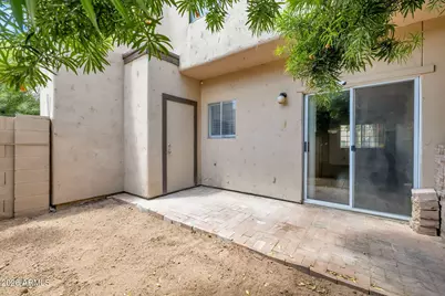 1935 W Morten Avenue W #25, Phoenix, AZ 85021 - Photo 14