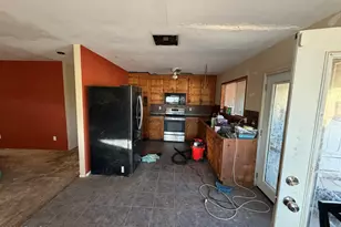 42845 N 7th Ave, New River, AZ 85087 - Photo 2