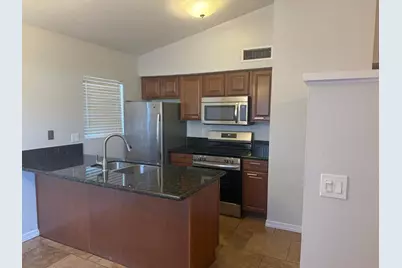 2527 S Maple Avenue #Apt 102, Tempe, AZ 85282 - Photo 2