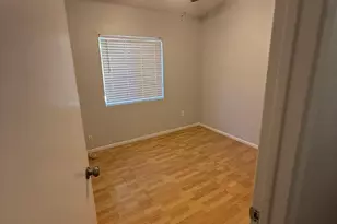 2527 S Maple Ave, Tempe, AZ 85282 - Photo 20