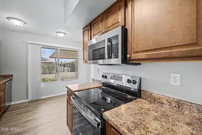 10025 W Coggins Drive, Sun City, AZ 85351 - Photo 14