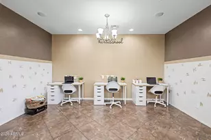 13642 W Chaparosa Way, Peoria, AZ 85383 - Photo 10