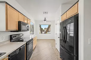 13578 W Post Dr, Surprise, AZ 85374 - Photo 4