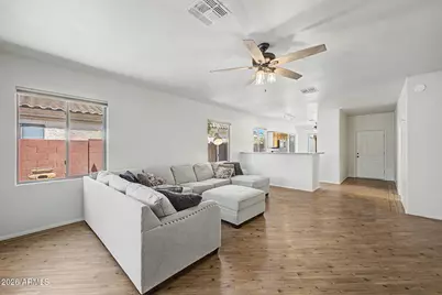 13578 W Post Drive, Surprise, AZ 85374 - Photo 2