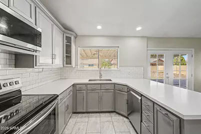 2302 E Carol Avenue, Mesa, AZ 85204 - Photo 10