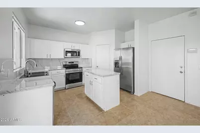 12010 W Belmont Drive, Avondale, AZ 85323 - Photo 10