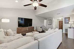1016 E Rose Ln, Phoenix, AZ 85014 - Photo 8