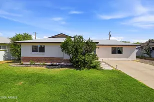 2052 W Marlette Ave, Phoenix, AZ 85015 - Photo 1
