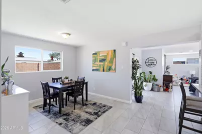 2052 W Marlette Avenue, Phoenix, AZ 85015 - Photo 8