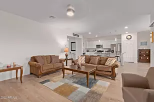 6931 W Golden Ln, Peoria, AZ 85345 - Photo 12