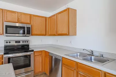 12806 N 115th Lane, El Mirage, AZ 85335 - Photo 8
