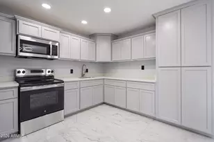 9044 N 16th Dr, Phoenix, AZ 85021 - Photo 10