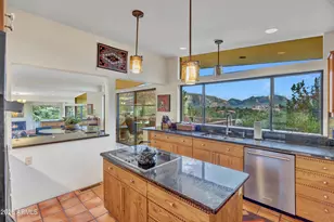 380 Manzanita Dr, Sedona, AZ 86336 - Photo 14