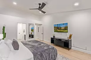 548 W Michelle Dr, Phoenix, AZ 85023 - Photo 12