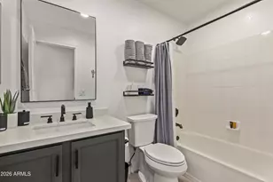 548 W Michelle Dr, Phoenix, AZ 85023 - Photo 18