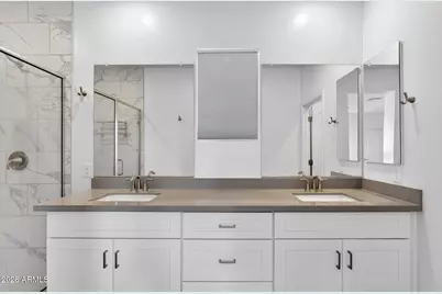 253 E Balsam Drive, Chandler, AZ 85286 - Photo 18