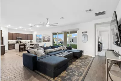 8435 S 22nd Drive, Phoenix, AZ 85041 - Photo 4