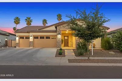 8435 S 22nd Drive, Phoenix, AZ 85041 - Photo 1