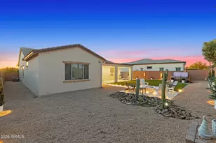 8435 S 22nd Dr, Phoenix, AZ 85041 - Photo 36
