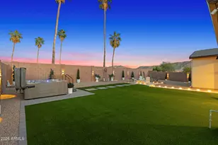 8435 S 22nd Dr, Phoenix, AZ 85041 - Photo 6
