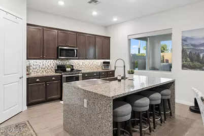 8435 S 22nd Drive, Phoenix, AZ 85041 - Photo 22