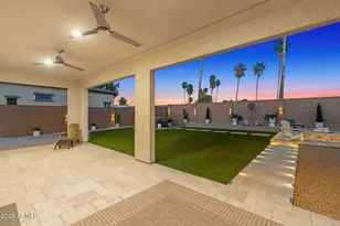 8435 S 22nd Dr, Phoenix, AZ 85041 - Photo 32