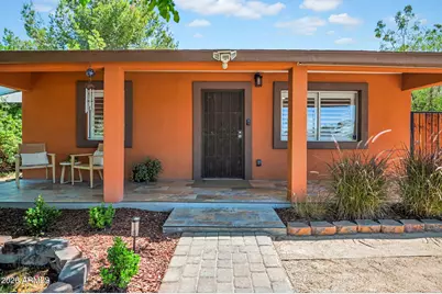 2405 N 27th Place, Phoenix, AZ 85008 - Photo 4