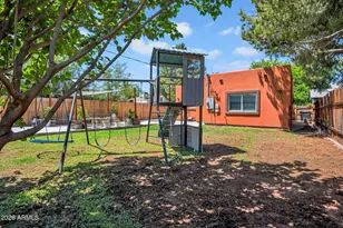 2405 N 27th Pl, Phoenix, AZ 85008 - Photo 26