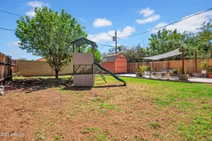 2405 N 27th Pl, Phoenix, AZ 85008 - Photo 24