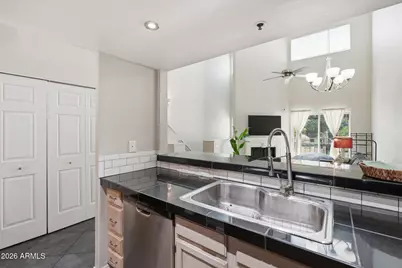100 E Fillmore Street #216, Phoenix, AZ 85004 - Photo 4