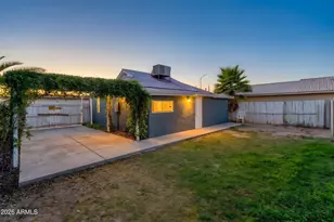 247 S Pioneer, Mesa, AZ 85204 - Photo 26