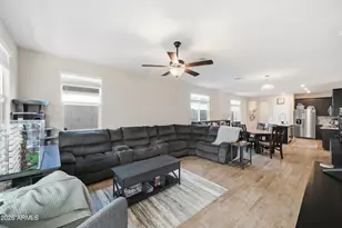 17434 W Daley Ln, Surprise, AZ 85387 - Photo 8