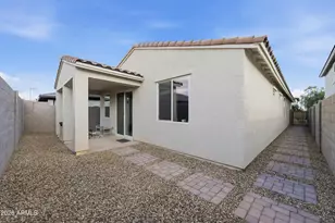 17434 W Daley Ln, Surprise, AZ 85387 - Photo 20