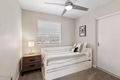 1014 W Angela Drive, Phoenix, AZ 85023 - Photo 12