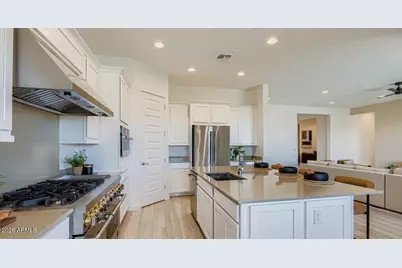 25203 N 177th Drive, Surprise, AZ 85387 - Photo 4