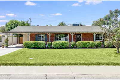 3721 E Clarendon Avenue, Phoenix, AZ 85018 - Photo 2