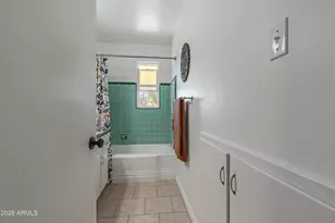 3721 E Clarendon Ave, Phoenix, AZ 85018 - Photo 26