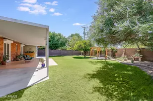 3721 E Clarendon Ave, Phoenix, AZ 85018 - Photo 38