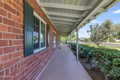 3721 E Clarendon Avenue, Phoenix, AZ 85018 - Photo 4