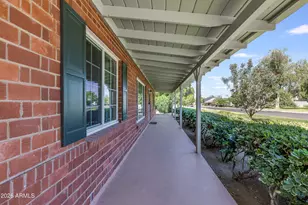 3721 E Clarendon Ave, Phoenix, AZ 85018 - Photo 4