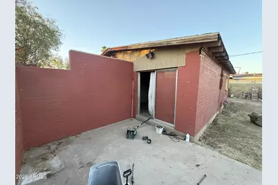 7727 W Weldon Avenue, Phoenix, AZ 85033 - Photo 2