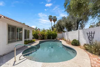 1970 E Sunburst Lane, Tempe, AZ 85284 - Photo 70