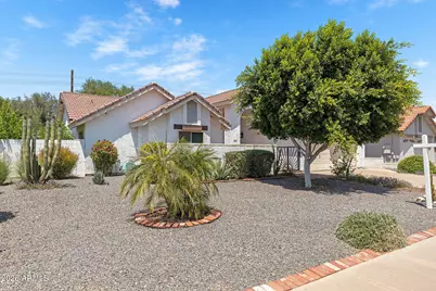 1970 E Sunburst Lane, Tempe, AZ 85284 - Photo 4
