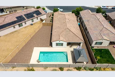 332 S 202nd Lane, Buckeye, AZ 85326 - Photo 2