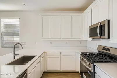25219 N 174th Drive, Surprise, AZ 85387 - Photo 8