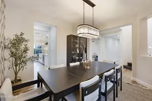 21821 N 38th Pl, Phoenix, AZ 85050 - Photo 14