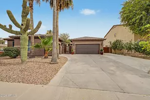 3393 E Canyon Way, Chandler, AZ 85249 - Photo 2